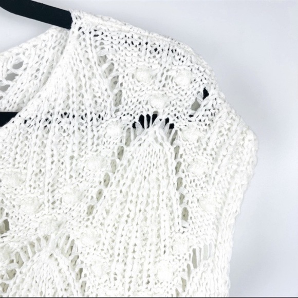 LILLY PULITZER Classic Crochet Top in Resort White Size XS - Picture 4 of 9